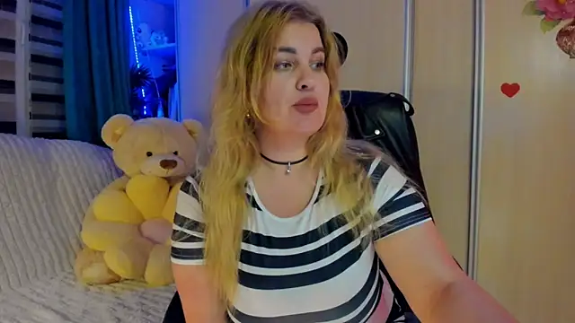 CoraSwon online show from 27, 3, 2026