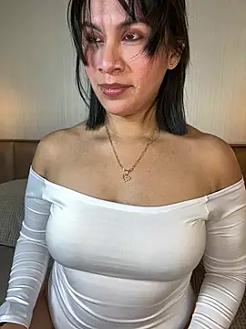 Sofia Convers online show from 15, 3, 2025