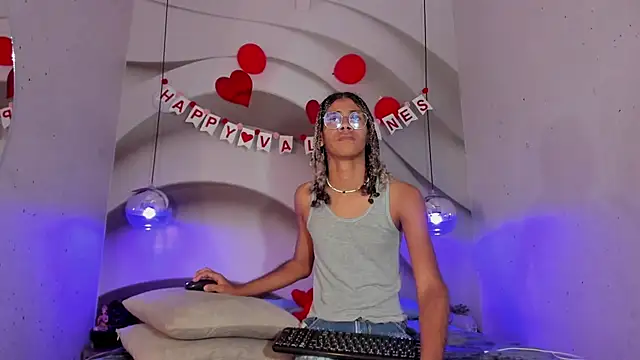 Maxim-Walker online show from 21, 2, 2025