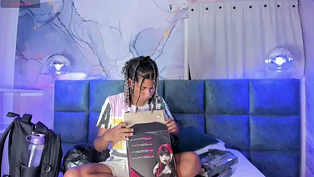 Maxim-Walker online show from 10, 9, 2025