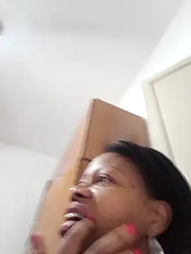 Snapshot of littlebrunett chatting on 30, 1, 2025 littlebrunett online show from 30, 1, 2025