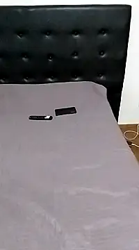 Snapshot of littlebrunett chatting on 6, 2, 2025 littlebrunett online show from 6, 2, 2025