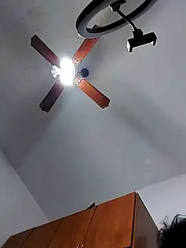 Snapshot of littlebrunett chatting on 10, 2, 2025 littlebrunett online show from 10, 2, 2025