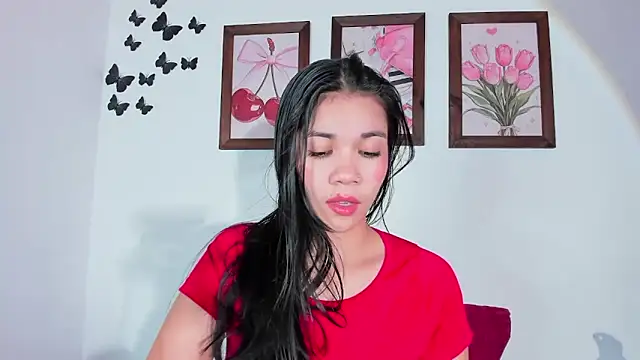Snapshot of Emiily_Parkerr chatting on 17, 6, 2026 Emiily Parkerr online show from 17, 6, 2026