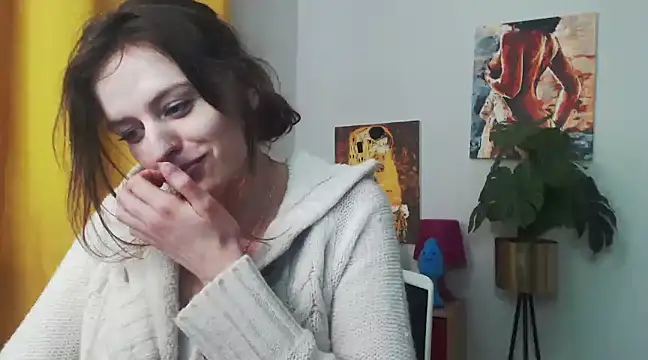 juicyNadine online show from 8, 1, 2025