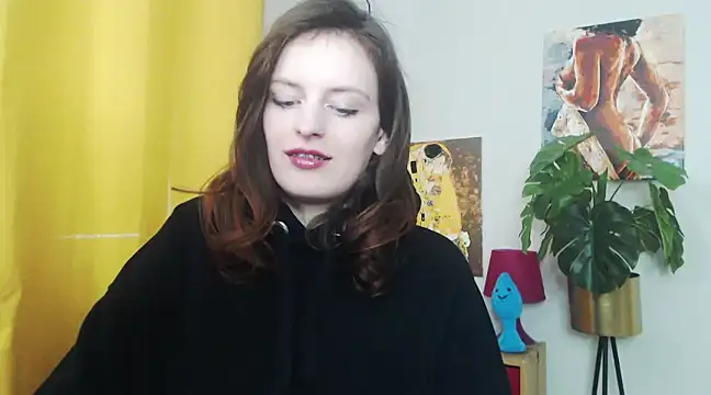 juicyNadine online show from 17, 2, 2025