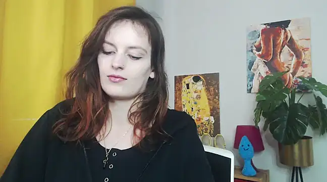 juicyNadine online show from 17, 3, 2025