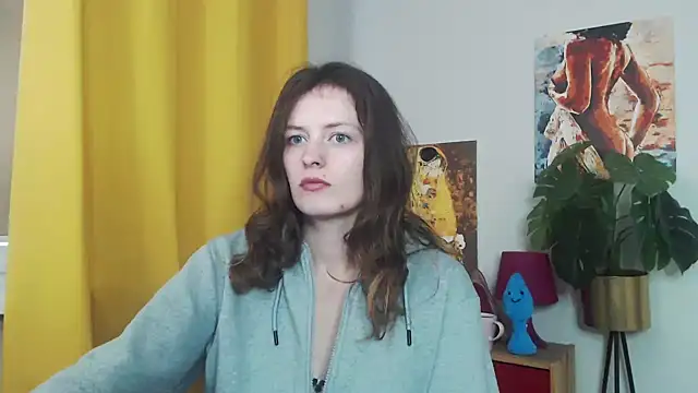 juicyNadine online show from 17, 9, 2025