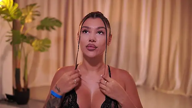 NatyDesiree online show from 20, 7, 2026