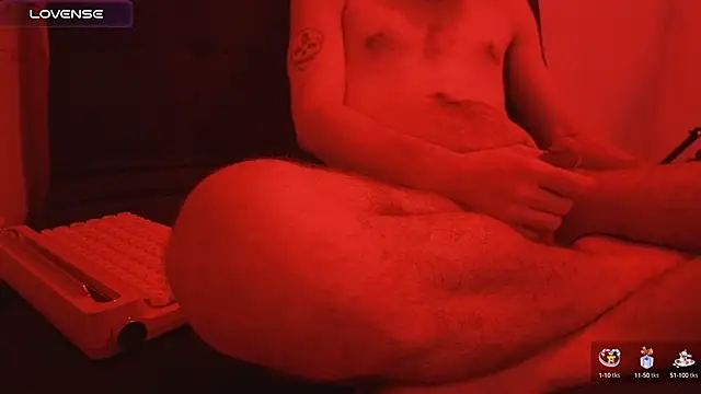 Snapshot of pantslesstraveler_plt chatting on 4, 1, 2025 pantslesstraveler plt online show from 4, 1, 2025