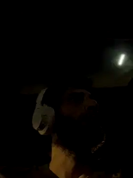 Snapshot of pantslesstraveler_plt chatting on 27, 9, 2025 pantslesstraveler plt online show from 27, 9, 2025