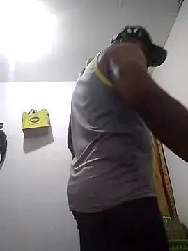 SaucyAffair0 online show from 13, 3, 2025