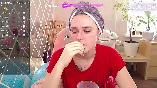 Snapshot of Bella__Swoon chatting on 24, 9, 2025 Bella Swoon online show from 24, 9, 2025