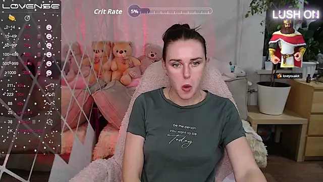 Snapshot of Bella__Swoon chatting on 27, 9, 2025 Bella Swoon online show from 27, 9, 2025