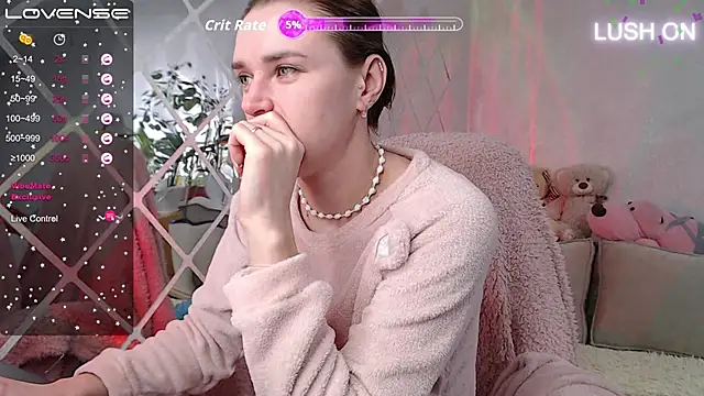 Snapshot of Bella__Swoon chatting on 9, 10, 2025 Bella Swoon online show from 9, 10, 2025