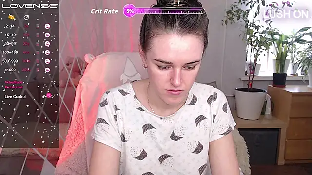 Snapshot of Bella__Swoon chatting on 25, 11, 2025 Bella Swoon online show from 25, 11, 2025