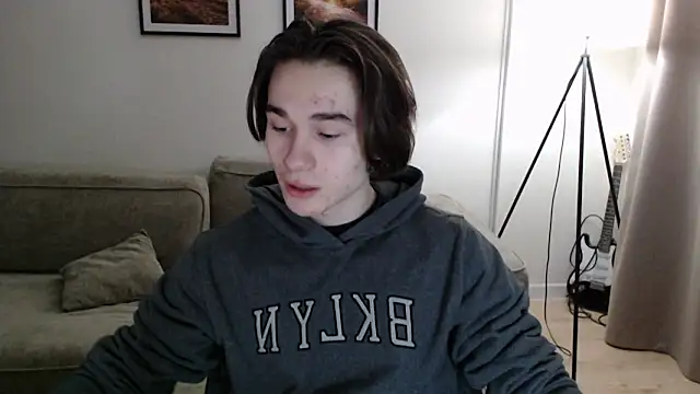 Snapshot of MarkusDean chatting on 7, 2, 2025 MarkusDean online show from 7, 2, 2025