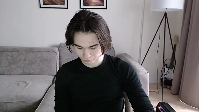 Snapshot of MarkusDean chatting on 9, 2, 2025 MarkusDean online show from 9, 2, 2025
