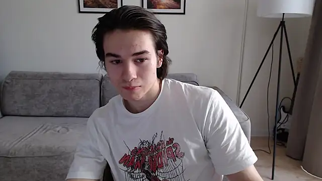 Snapshot of MarkusDean chatting on 10, 2, 2025 MarkusDean online show from 10, 2, 2025