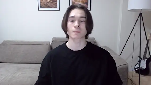 Snapshot of MarkusDean chatting on 1, 3, 2025 MarkusDean online show from 1, 3, 2025