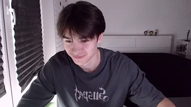 Snapshot of MarkusDean chatting on 9, 9, 2025 MarkusDean online show from 9, 9, 2025