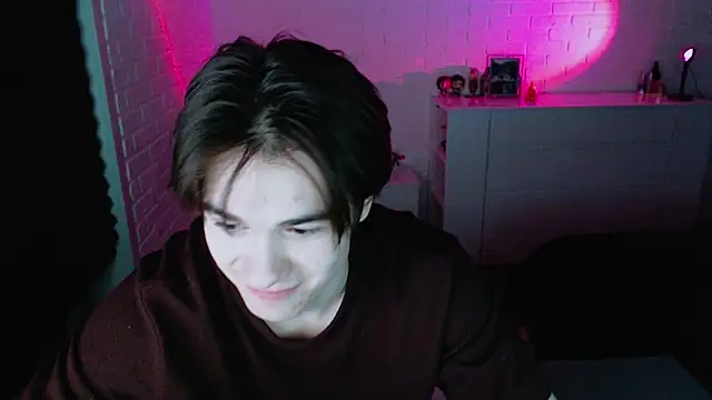 Snapshot of MarkusDean chatting on 14, 10, 2025 MarkusDean online show from 14, 10, 2025