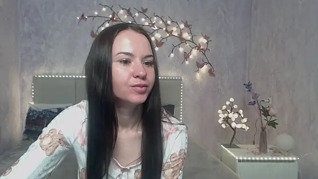 KaraCriegs online show from 7, 3, 2026