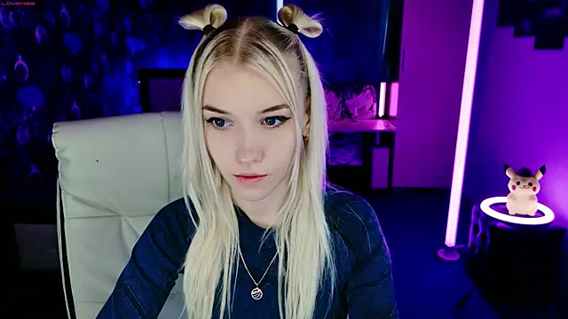 ShhhO O online show from 4, 11, 2025