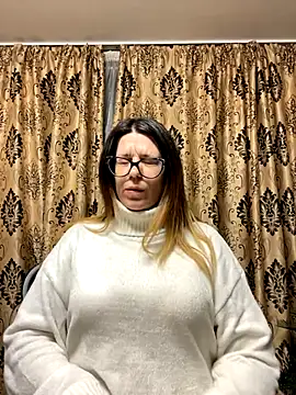 Snapshot of NadiraNoor chatting on 15, 10, 2025 NadiraNoor online show from 15, 10, 2025