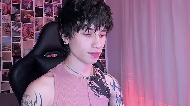 Snapshot of liamelf chatting on 20, 1, 2025 liamelf online show from 20, 1, 2025