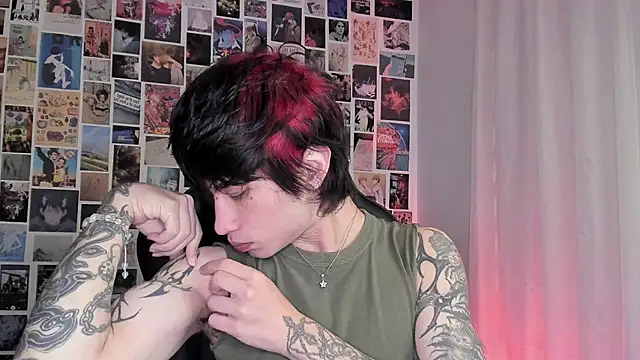 Snapshot of liamelf chatting on 20, 9, 2025 liamelf online show from 20, 9, 2025