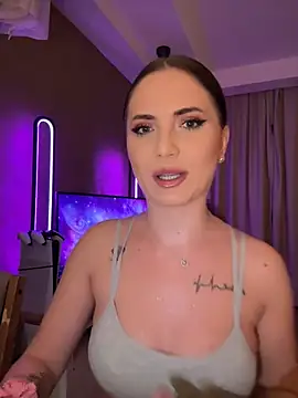 Snapshot of AvaGianna chatting on 25, 1, 2025 AvaGianna online show from 25, 1, 2025