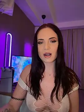 Snapshot of AvaGianna chatting on 2, 2, 2025 AvaGianna online show from 2, 2, 2025