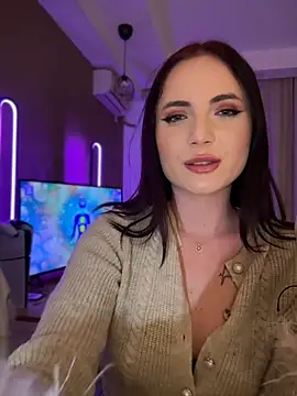 Snapshot of AvaGianna chatting on 5, 2, 2025 AvaGianna online show from 5, 2, 2025