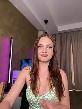 Snapshot of AvaGianna chatting on 18, 10, 2025 AvaGianna online show from 18, 10, 2025