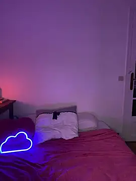 milkyhonybaby online show from 26, 1, 2025