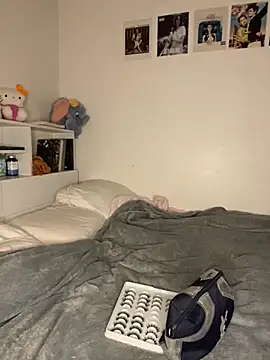 milkyhonybaby online show from 25, 9, 2025