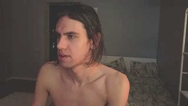 mollymila online show from 28, 2, 2026