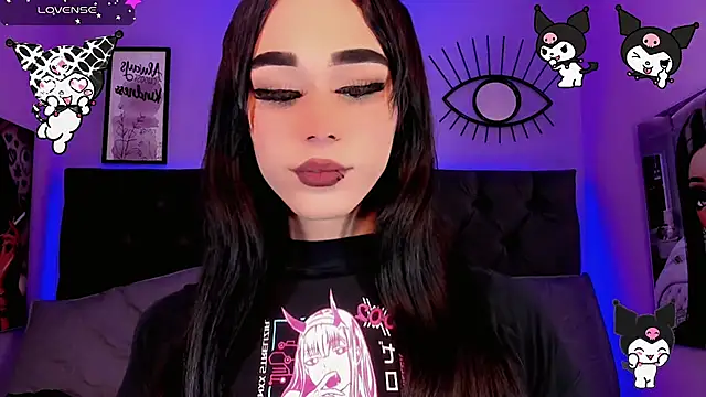 Snapshot of kimMaddiee chatting on 3, 10, 2025 kimMaddiee online show from 3, 10, 2025