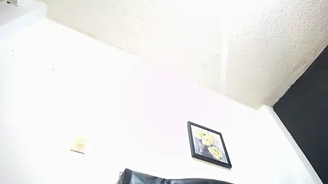 Snapshot of candyladyboy chatting on 25, 3, 2026 candyladyboy online show from 25, 3, 2026