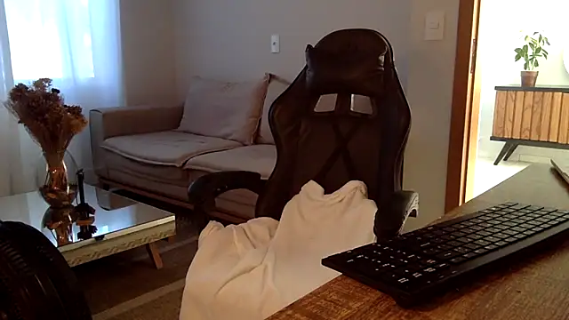 Smoker Ginger online show from 23, 3, 2026