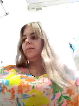 Snapshot of Lady_nice_cat chatting on 11, 2, 2025 Lady nice cat online show from 11, 2, 2025