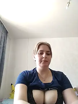Snapshot of Lady_nice_cat chatting on 7, 3, 2025 Lady nice cat online show from 7, 3, 2025
