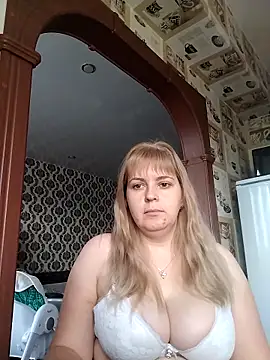 Snapshot of Lady_nice_cat chatting on 15, 9, 2025 Lady nice cat online show from 15, 9, 2025