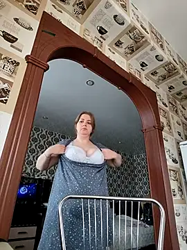 Lady nice cat online show from 20, 3, 2026