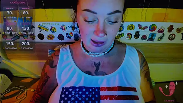 EllieOz online show from 18, 11, 2025