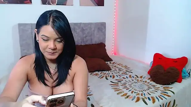 Snapshot of JossieGrey chatting on 15, 12, 2024 JossieGrey online show from 15, 12, 2024