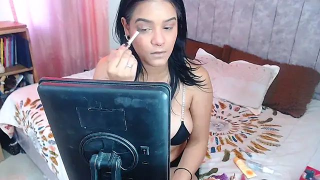 Snapshot of JossieGrey chatting on 21, 2, 2025 JossieGrey online show from 21, 2, 2025