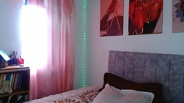 Snapshot of JossieGrey chatting on 21, 2, 2025 JossieGrey online show from 21, 2, 2025