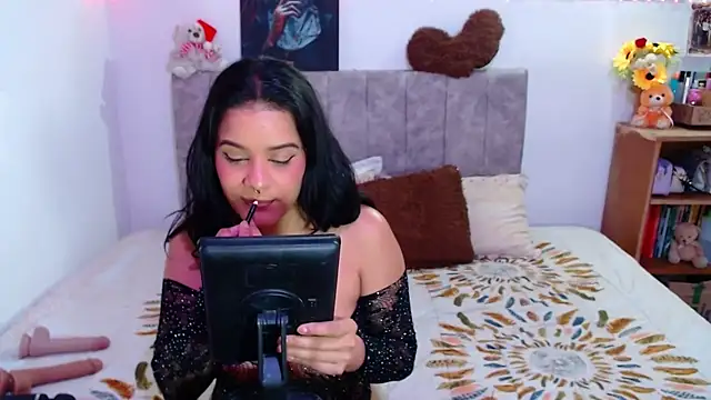 Snapshot of JossieGrey chatting on 21, 11, 2025 JossieGrey online show from 21, 11, 2025